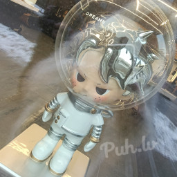 Каролина Сахарова, 31