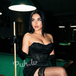 Jasmin, 20