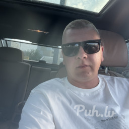 Artur, 34
