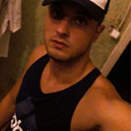 Deniss, 27