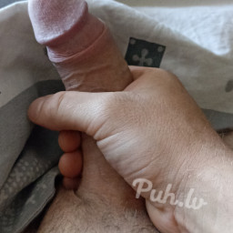 Daniels, 28