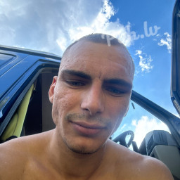 Georgij, 27