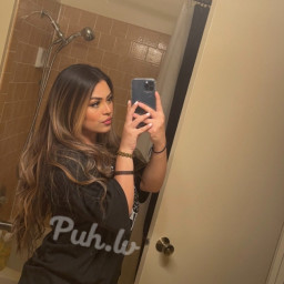 Claudia, 27