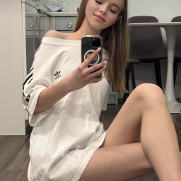 Helena, 20