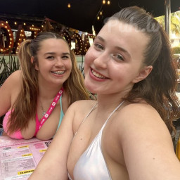 Lexi Karsten 🍁💕, 25