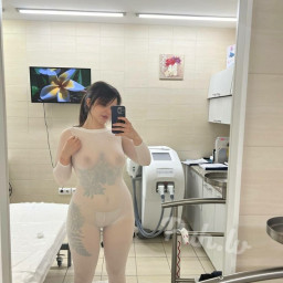 Lyliane, 27