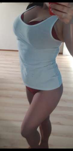 Masazinja (26 years) (Photo!) offer escort, massage or other services (#4166013)