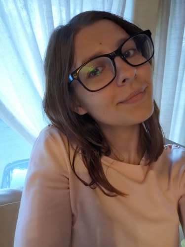 Оленька (28 gadi) (Foto!) piedāvā virtuālos pakalpojumus (#5432044)