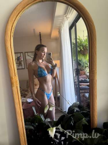 I'm good in bed,  contact me on WhatsApp +358402591837