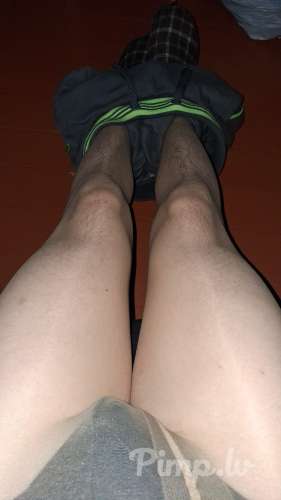 Labdien mekleju Jaunas,  lietotas,  saplestas sieviesu zekes,  garas zekes,  zekbiks…