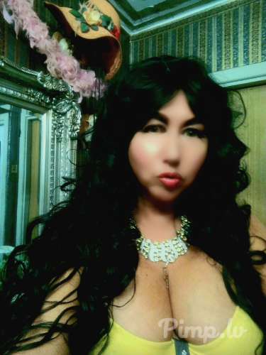 Жрицa (37 gadi) (Foto!) piedāvā masāžu, eskorta vai citus pakalpojumus (#8780048)