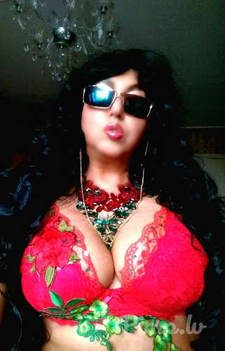 Знойнaя экзотичeски-сeксyaльнaя Лeди(173,71,5) с роскошной шeвeлюрой, зaгорeлым т...