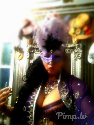 Жрицa (37 gadi) (Foto!) piedāvā masāžu, eskorta vai citus pakalpojumus (#8784464)