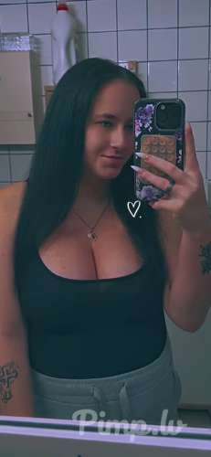 sexsiga90 (30 gadi) (Foto!) iepazīsies ar vīrieti seksam (#8784774)