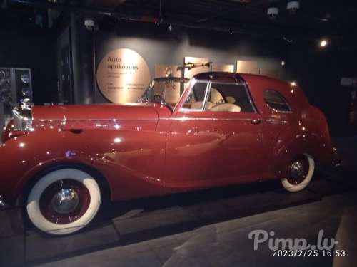 Sievietes kas grib pisties raksti sms uz numuru Rīga divdesmit sešdesmit trīsdes...