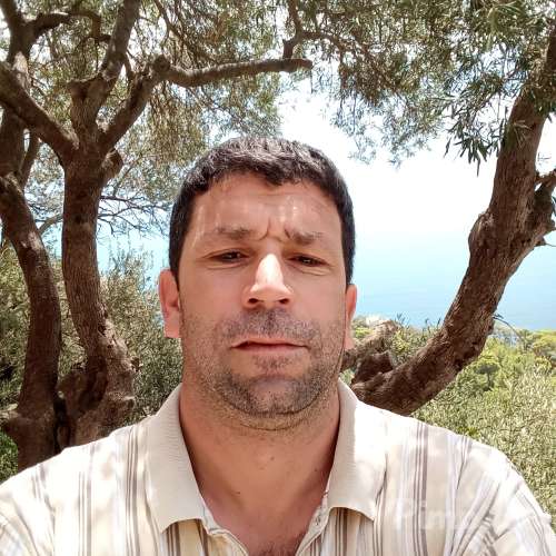 Tadjeddine Saidani (42 gadi) (Foto!) iepazīsies ar sievieti seksam (#9013502)