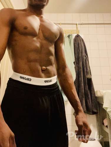 Big man20 (26 aastat) (Foto!) saab mehega seksi eesmärgil tuttavaks (№9023230)